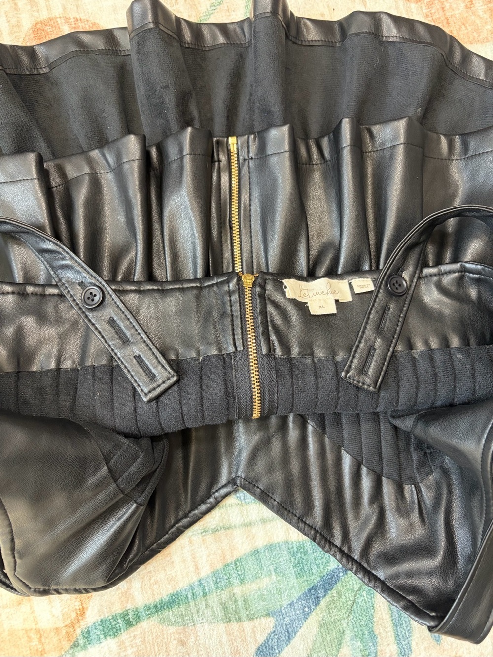 Anthropology Let Me Be Faux Leather
Pintucked Pleated Tank Cami Size 1X - Picture 6 of 10